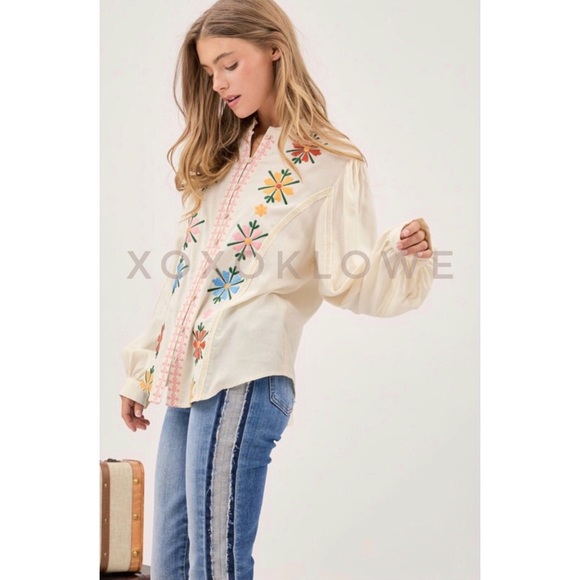 Boho Cream Blouse Flower Embroidery Button Front - Picture 6 of 13
